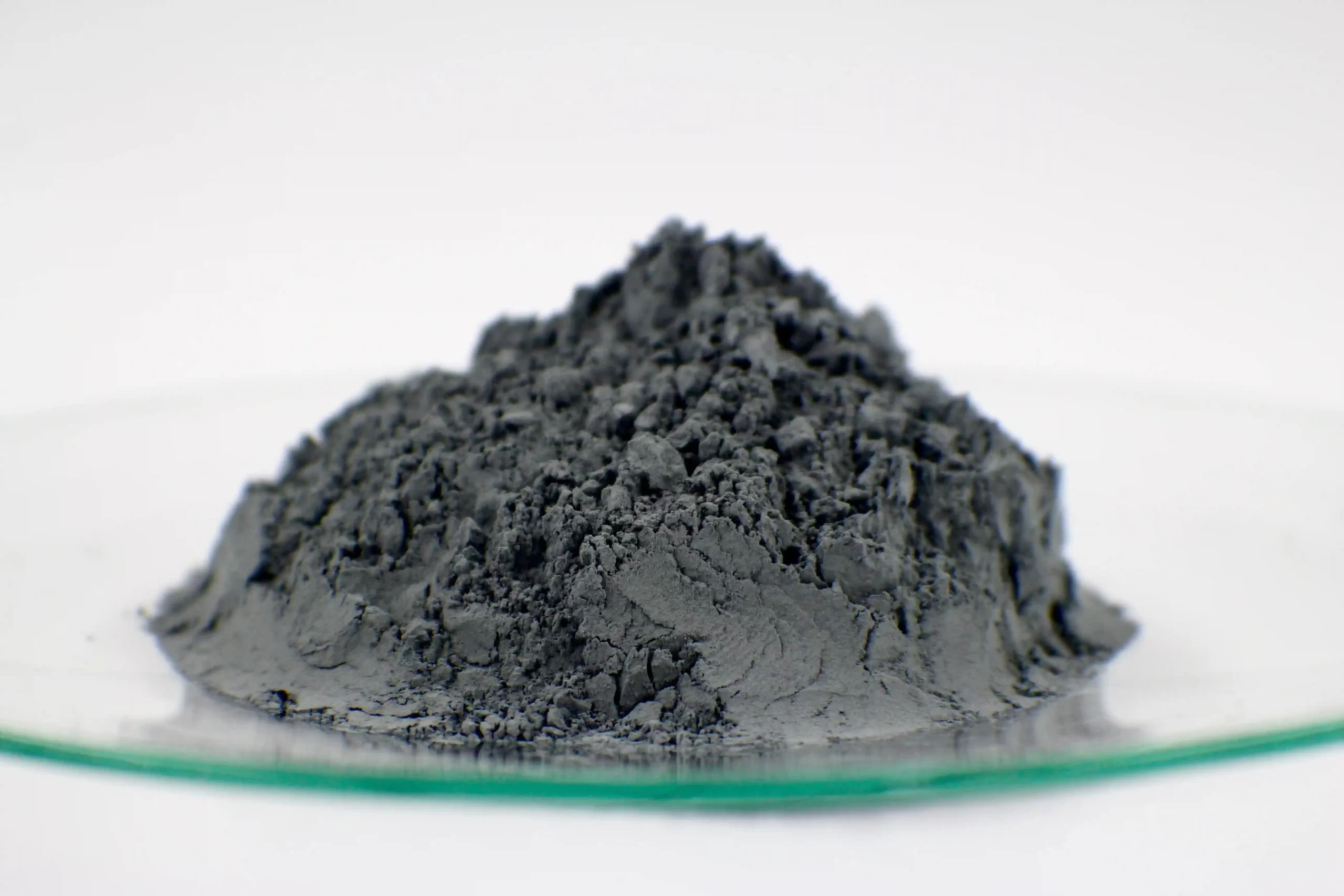 Zinc dust piled on a laboratory dish